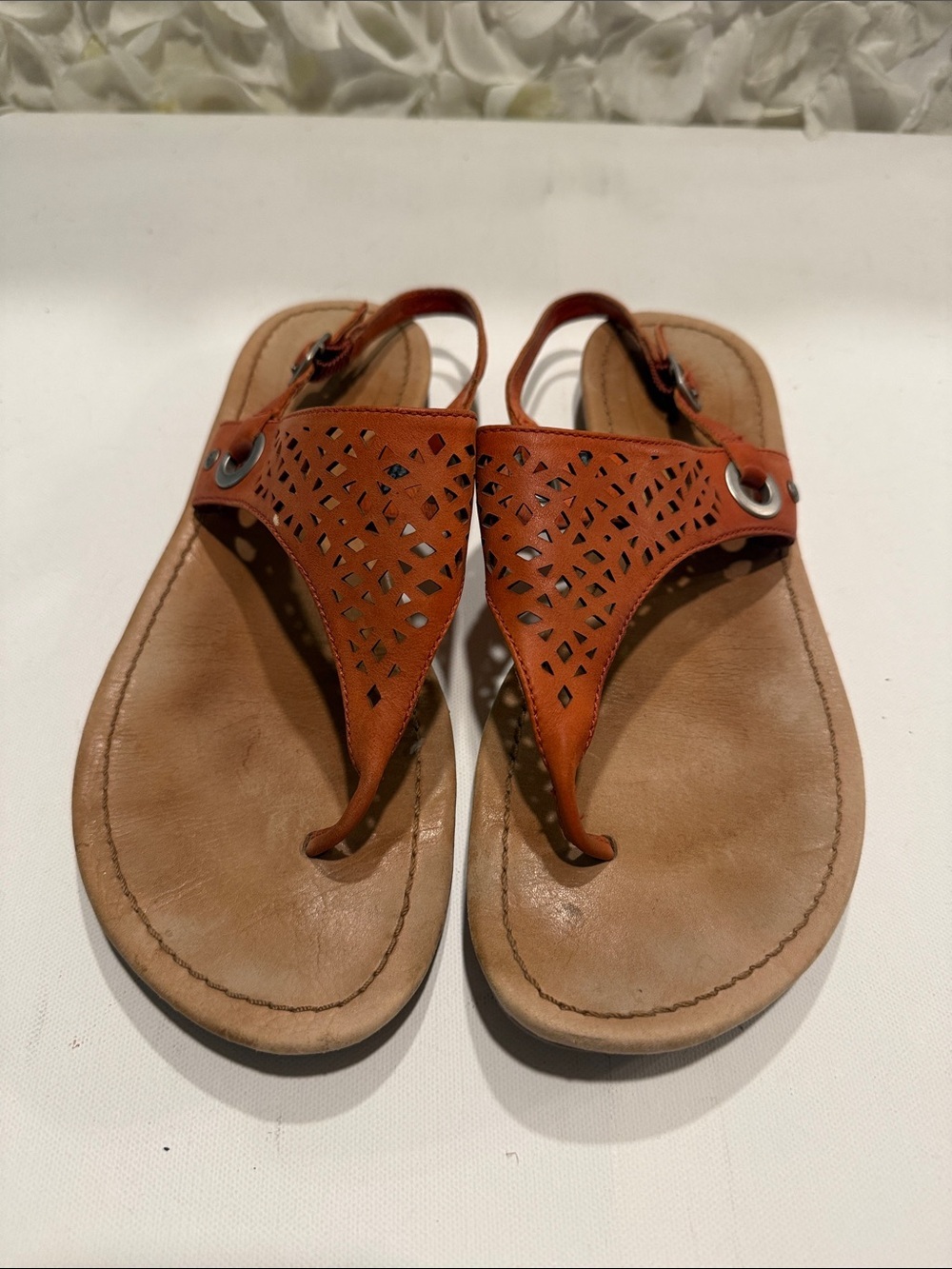 UGG Women's Cognac Perforated Leather Toe-Post Slingback Sandals